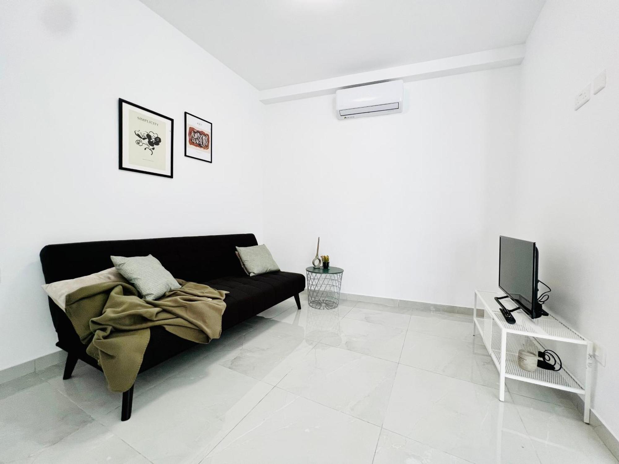 Sunshine Suits - Brand New * Msida